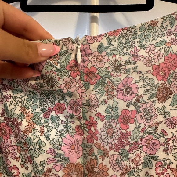 NO LONGER SOLD ON PRINCESS POLLY🚨🚨pink floral romper size 4 never worn - Picture 4 of 6